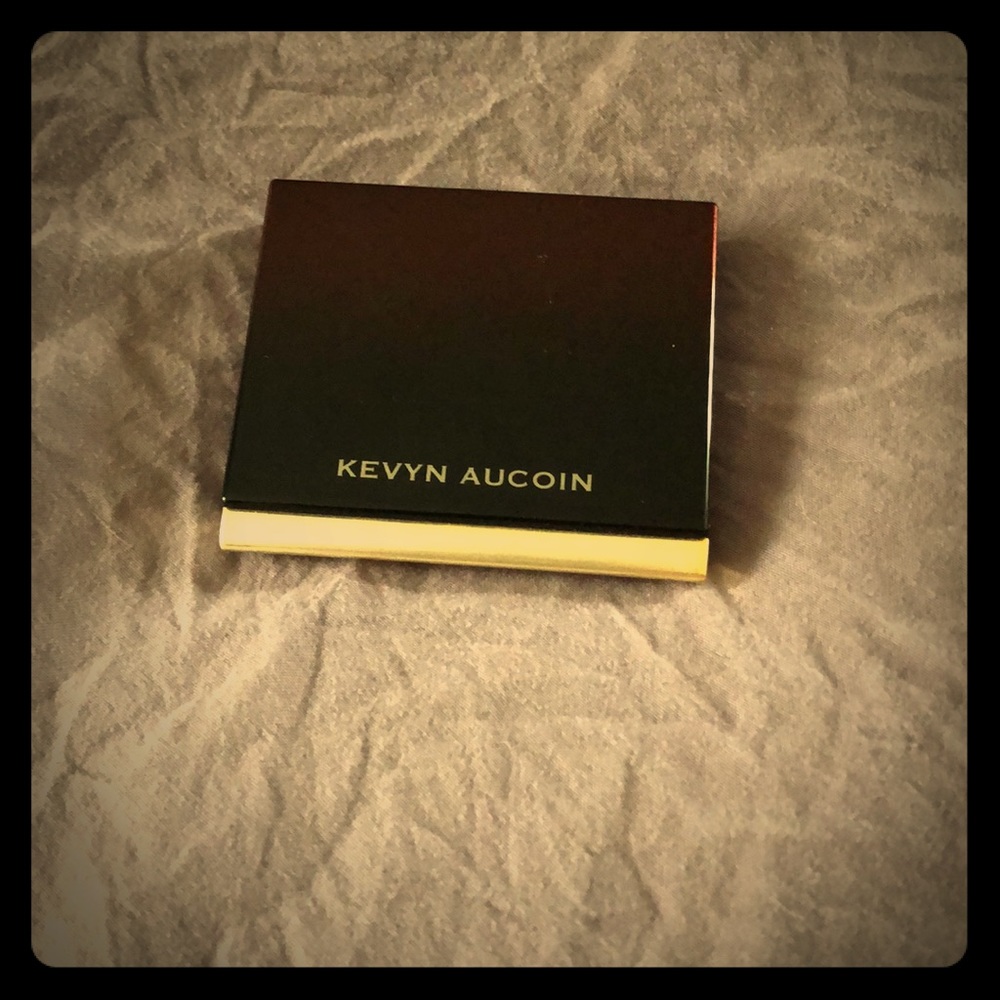 Kevin Aucoin The Sculpting Powder